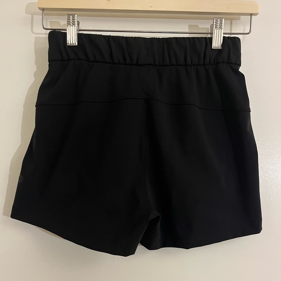 Lululemon On the Fly Short *2.5" Black 2 - Picture 11 of 16